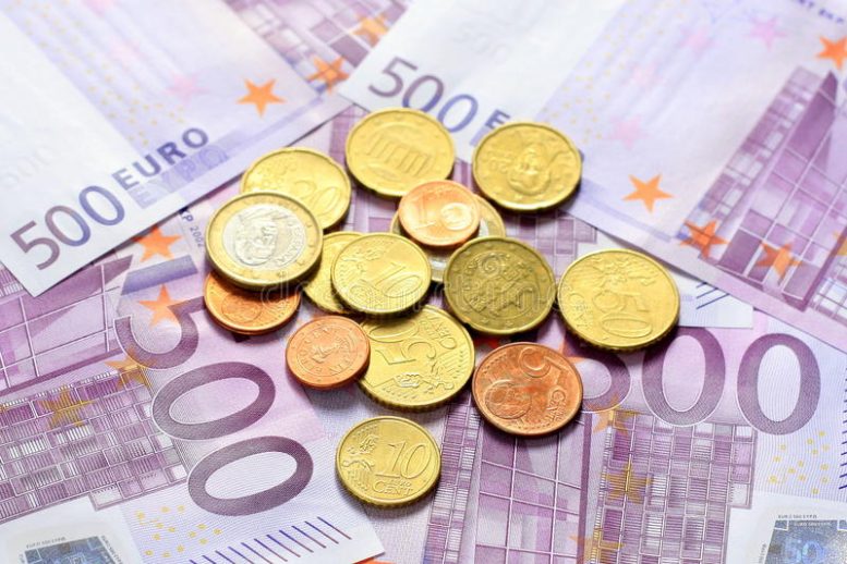 euro banconote e monete