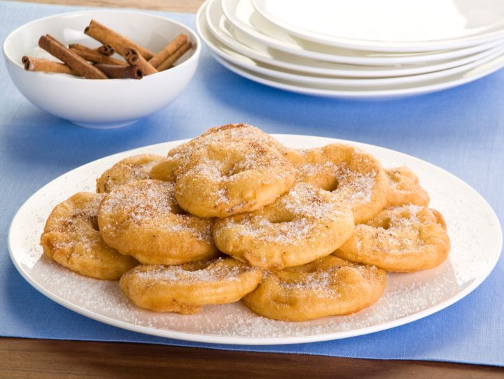 Frittelle-di-mele-pastella