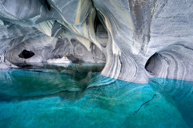 Le Cattedrali di marmo sul Lago Carrera in Patagonia